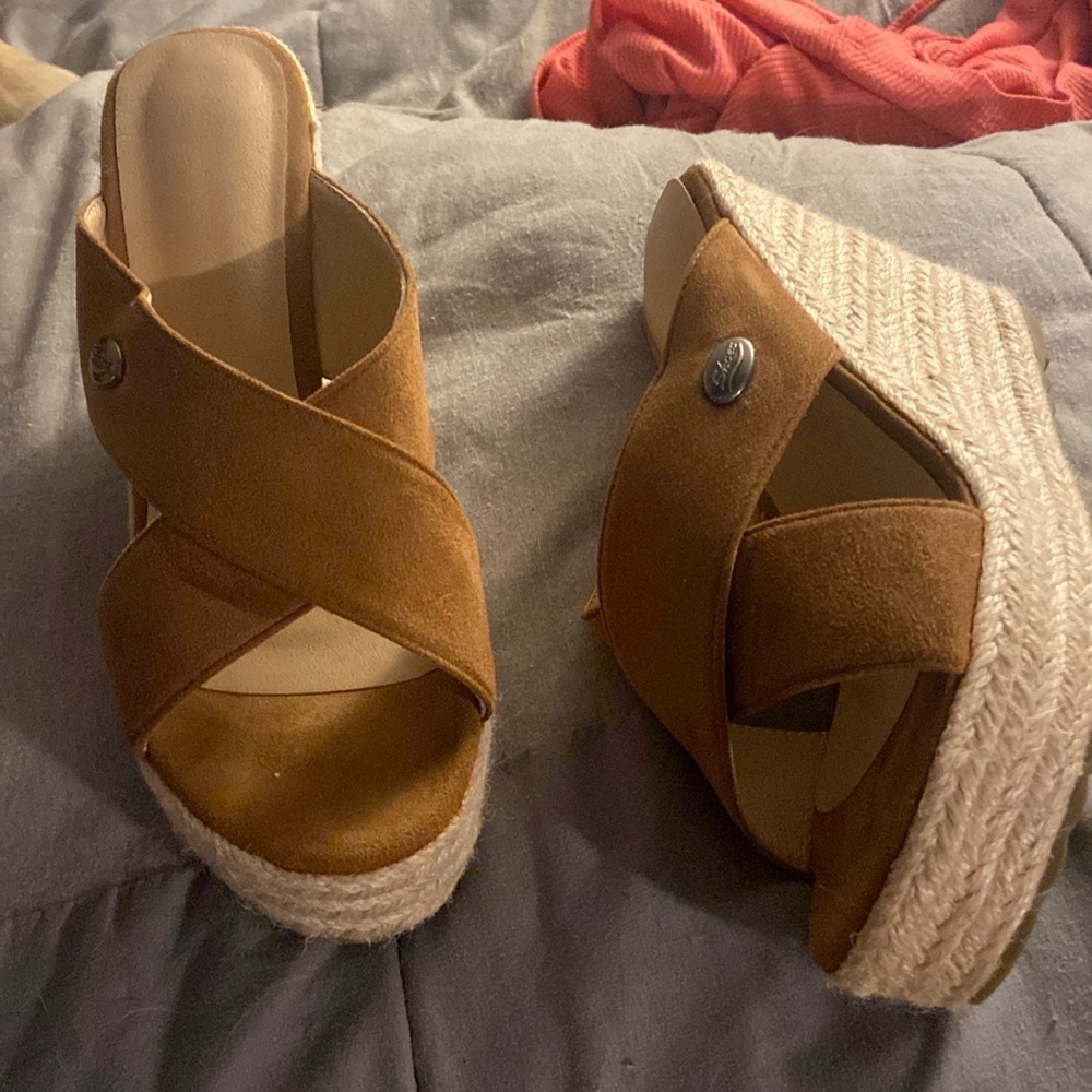 Cute wedge